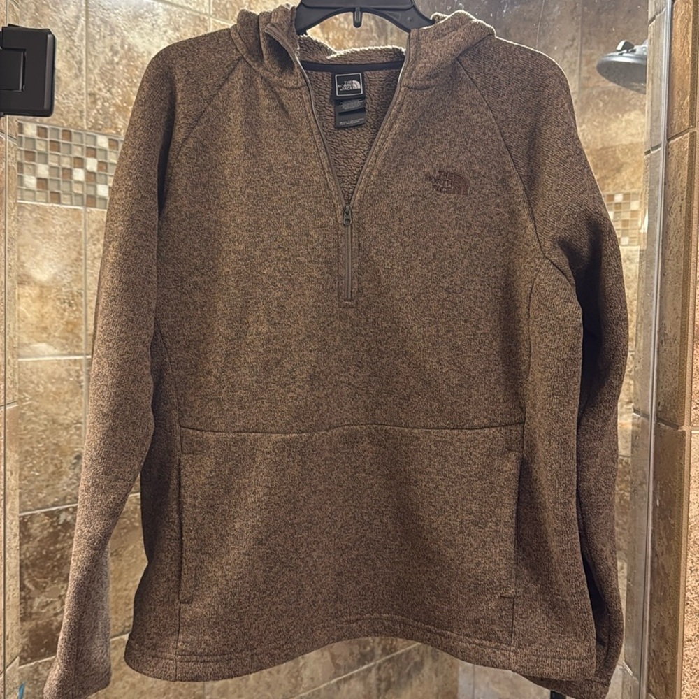 Women’s North Face hoodie